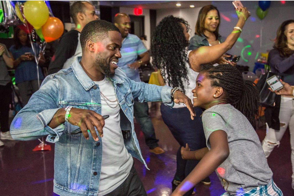 17 Celebrity Dads Who Make Our Hearts Melt Every Day
